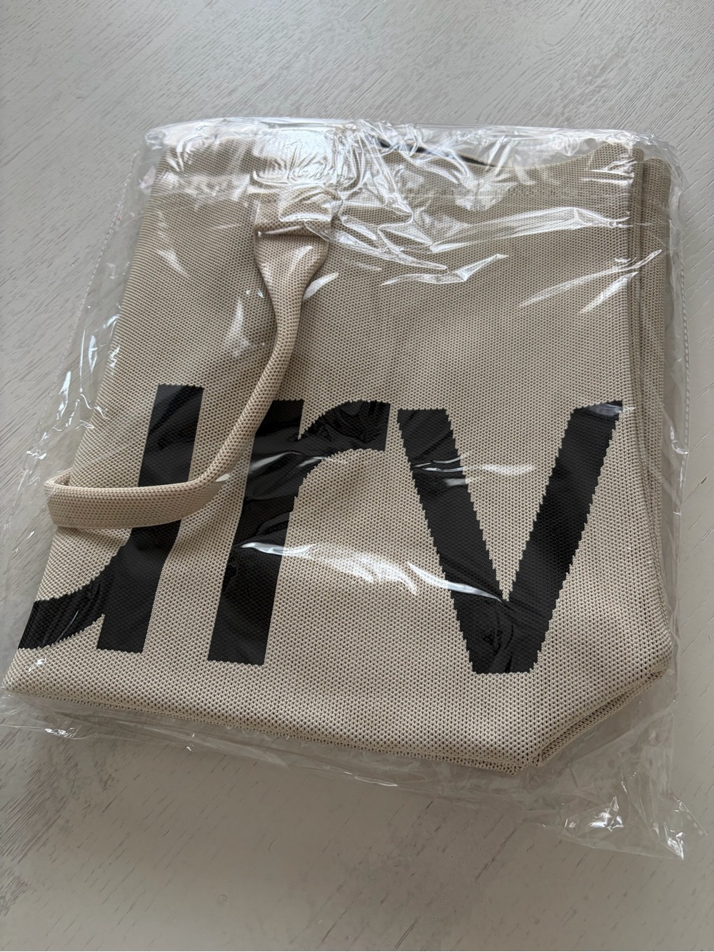 Sean Brown Curves Knit Tote Bag in Almond with Black Lettering - Picture 4 of 6
